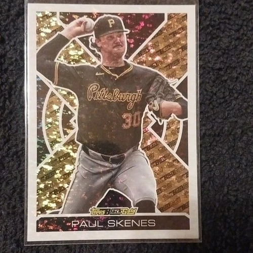 Topps Update Series Black Gold Paul Skenes Pirates 2025 BG-6 Baseball Card