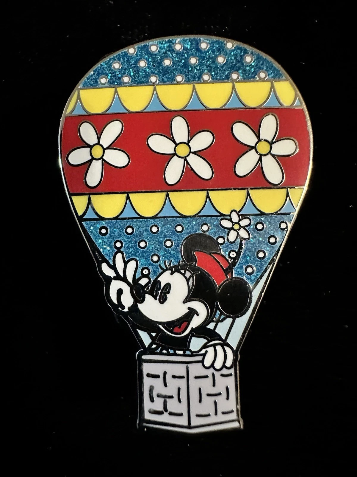 Minnie - Adventure Is Out There - Hot Air Balloons - Mystery Disney Pin 101319
