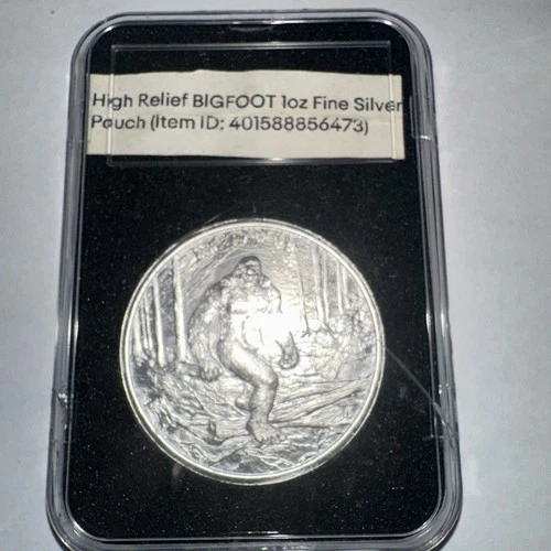 1/2 oz. BIGFOOT - Cryptozoology Series 30mm round .999 fine silver 2022