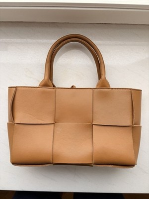 Bottega Veneta Arco Tote Bag