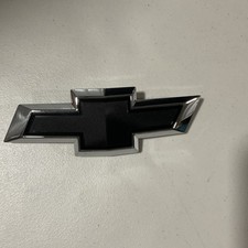 Multiple Years Chevrolet Front Grille Emblem Oem 42777298 Multiple Years Chevrolet Front Grille Emblem Oem 42777298