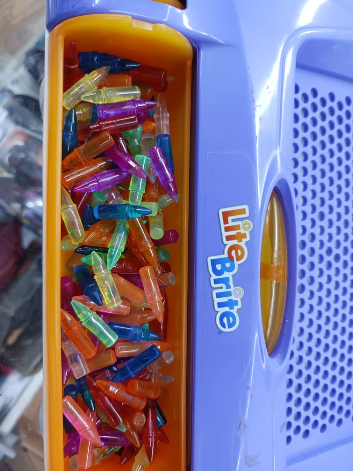 Lite Brite Flat Screen Purple 2003 Hasbro Pegs Storage for Travel - Image 2 of 3