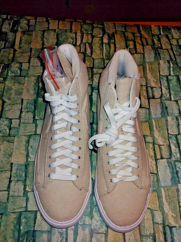 Size 8 - Nike Stranger Things x Blazer QS Mid Upside Down New Authentic - Picture 2 of 8