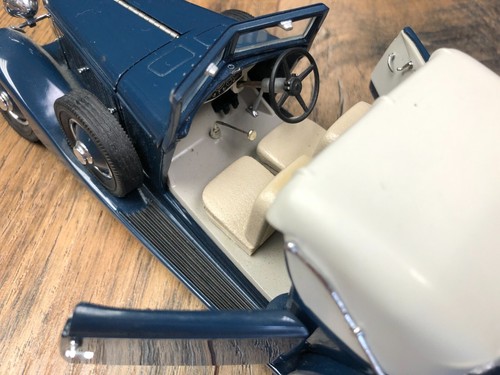 Danbury Mint 1934 HISPANO SUIZA J12 Car 1/24 PARTS or RESTORE As Is FAST SHIPPER - Picture 5 of 8