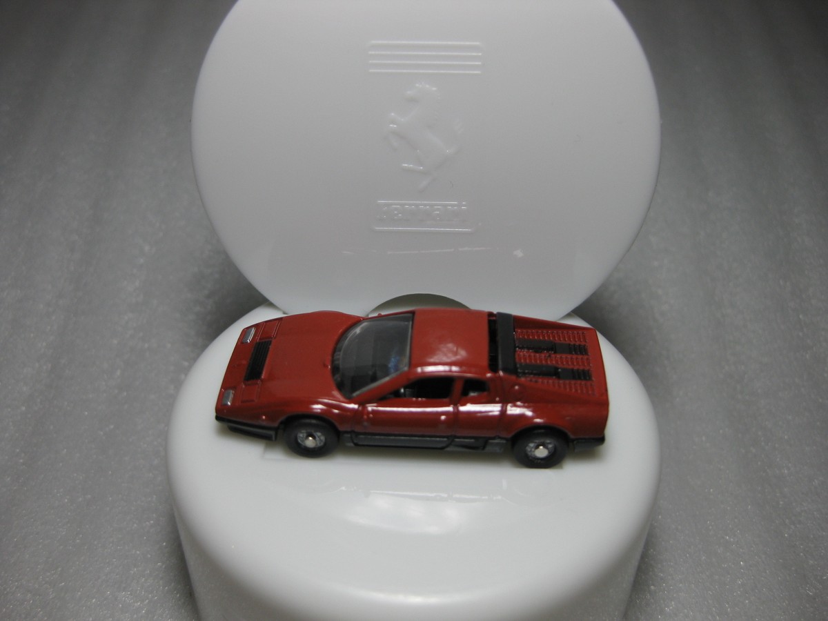 Ferrari 512BB 1976 Red Diecast Model Toy Car 7-Eleven Promo VERY