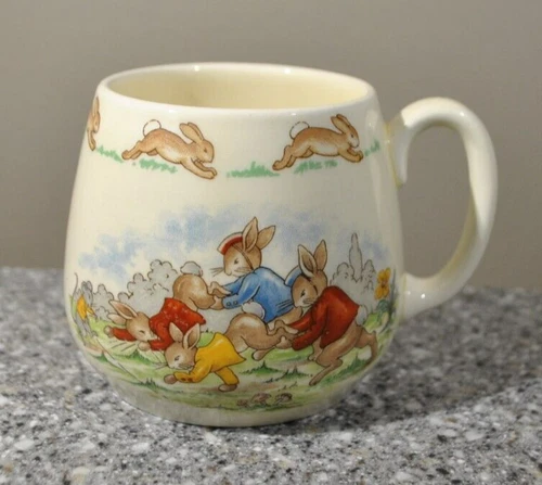 Royal Doulton Bunnykins Bone China Mug Wheelbarrow Race England EUC
