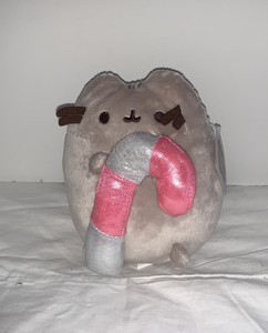 candy cane pusheen