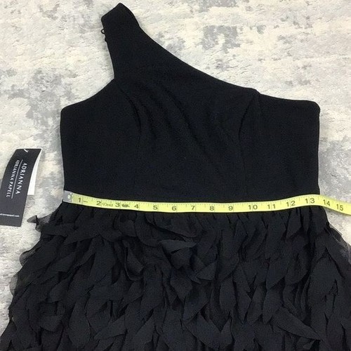 Nuevo con etiquetas Vestido de Cóctel Adrianna Papell Negro Pluma de Gasa Un Hombro Talla 6 - Imagen 9 de 14