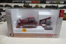 SpecCast IH TD-24 Dozer W/logging Arch 1/50 scale New