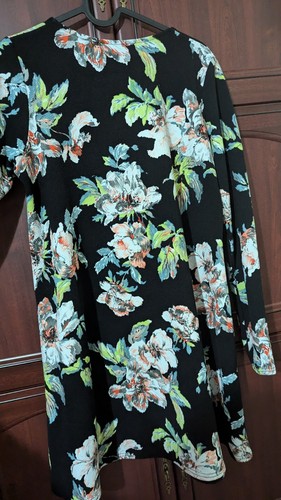 QUIZ Blumenmuster A-Linie Kleid, 14. Schwarz & mehrfarbig Stretch strukturiert. Langarm. - Bild 11 von 13