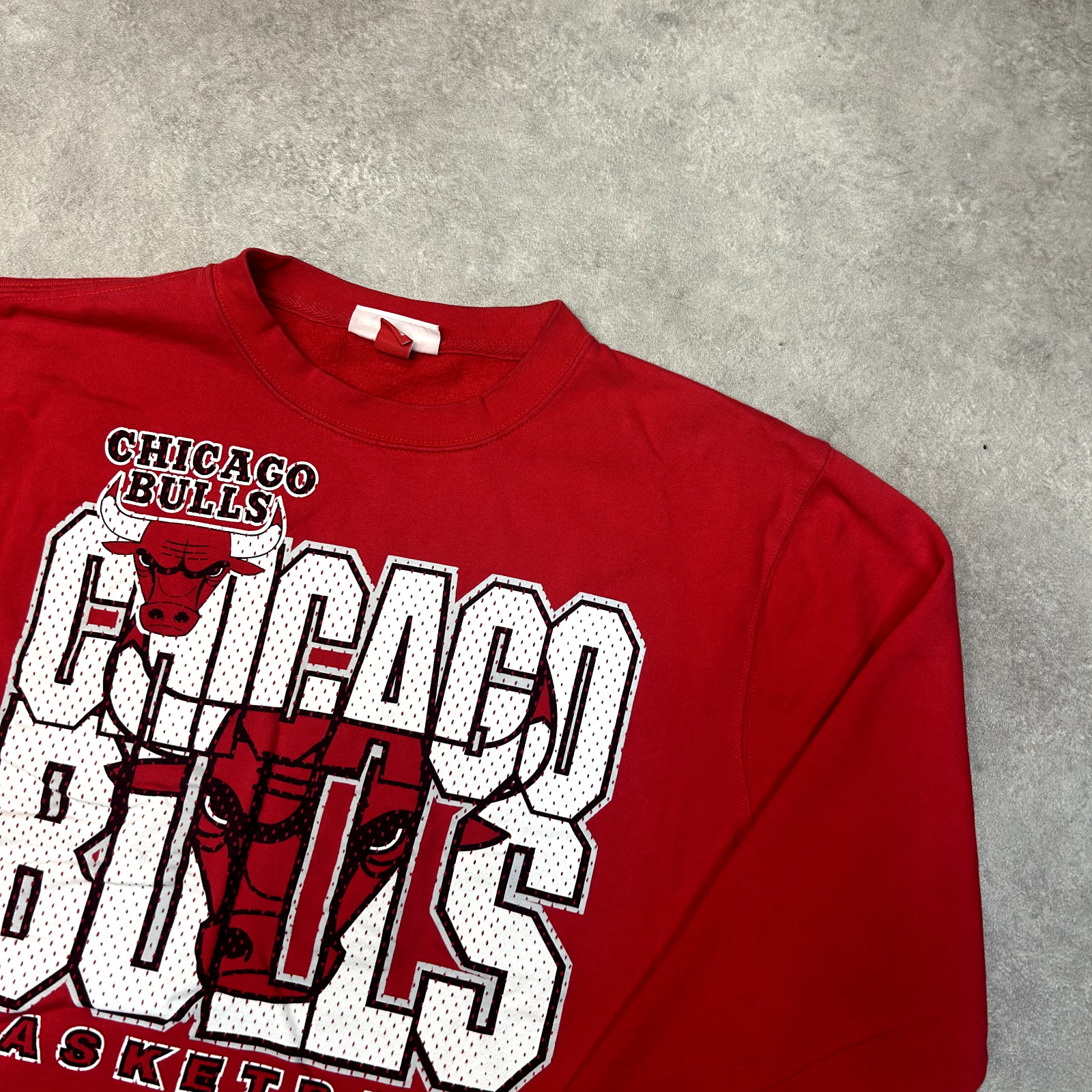 Mitchell & Ness Chicago Bulls Jumper Mens Large Basketball Sweater, Red image 2
