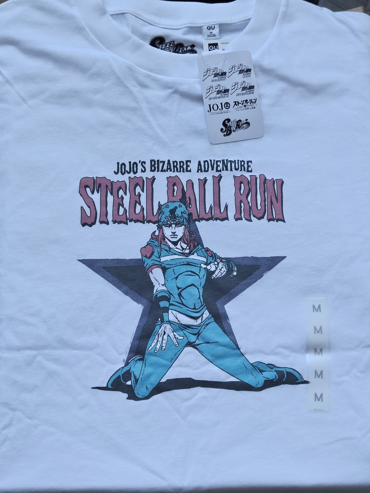 NUEVA Camiseta Johnny Joestar (JJBA) GU JAPÓN 2026 JoJo's Bizarre Adventure Collab