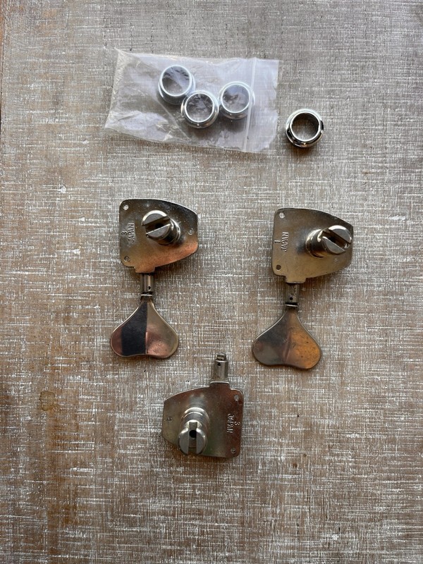 Bass Guitar Tuning Machines Lot