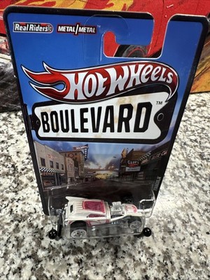 Hot Wheels Boulevard Show Rods Fangula White/Red Real Riders 1:64 Diecast 2011
