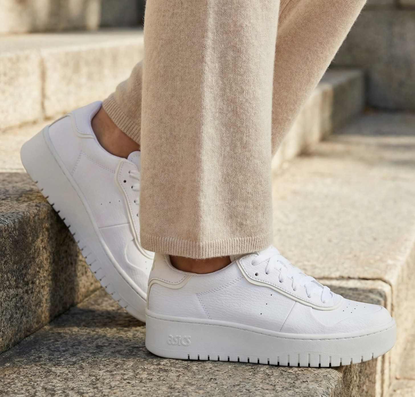 New ASICS Tiger Japan Platform Low Top Casual Women Sneakers White size 9 thumbnail 2