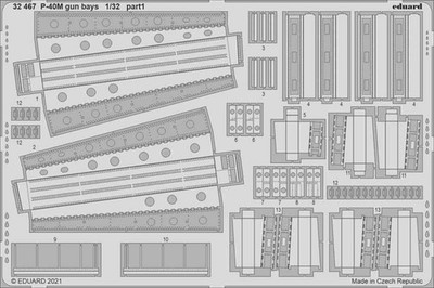 P-40M gun bays - Trumpeter - / 1:32 - Eduard 32467