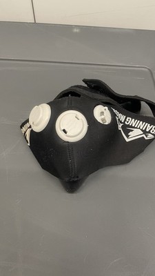 Training Mask 2.0 Elevation Training Mask, Medium - BlackWhite