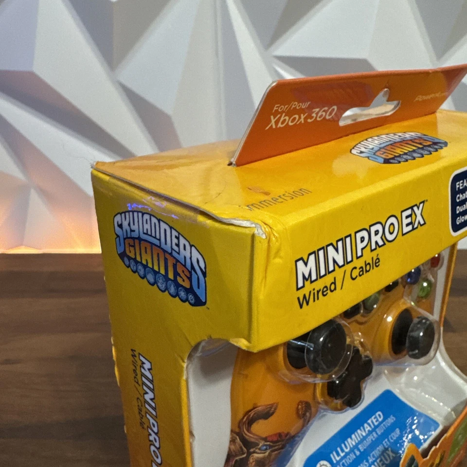 Power A Skylanders Giants Mini Pro Ex Orange Wired Controller Xbox360 (RARE) - Image 2 of 4