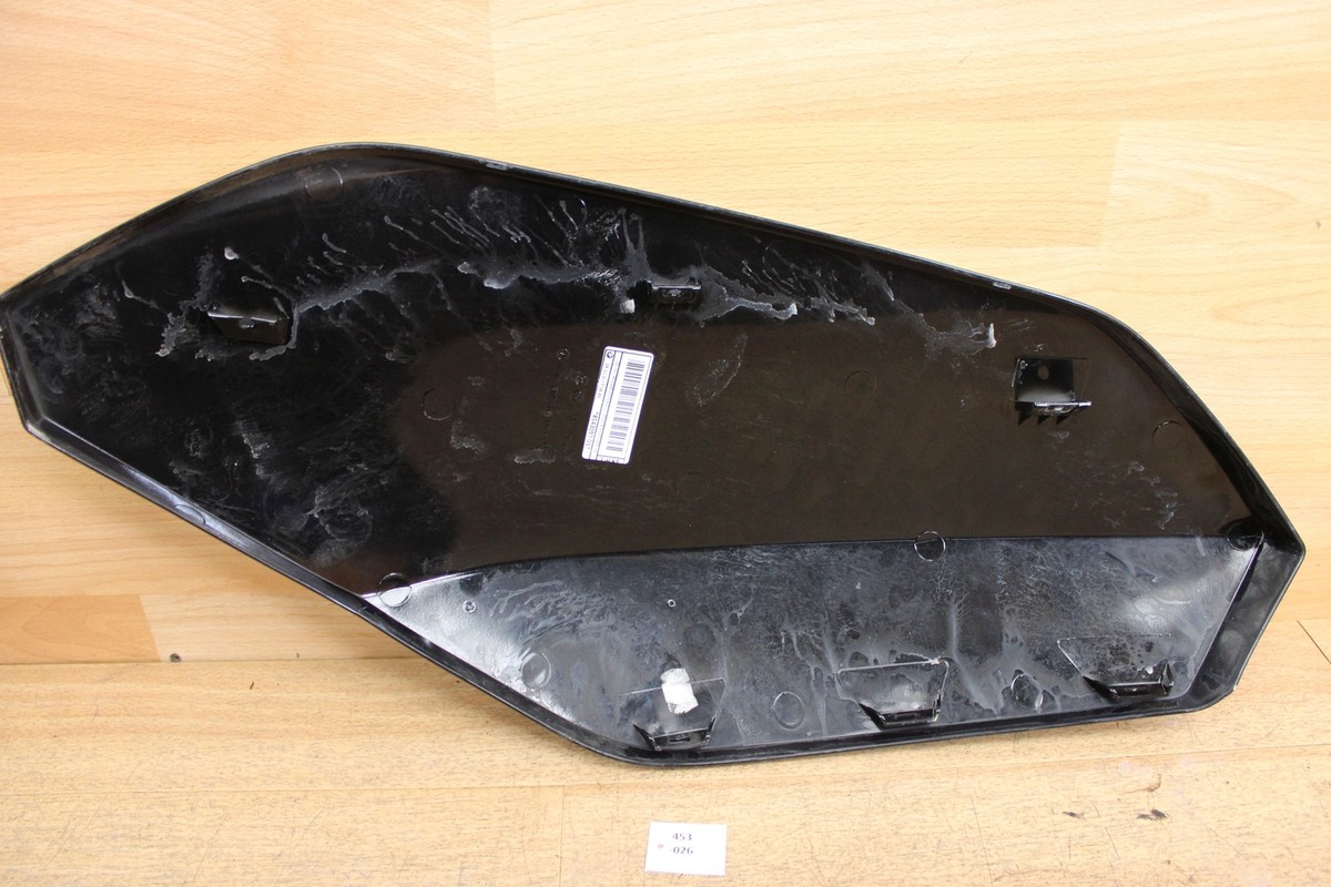 BMW C650 GT 0133 K19 12-15 46637725047 Heckverkleidung links 453