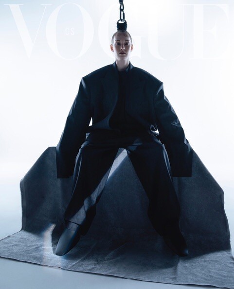 女性情報誌 Vogue Czechoslovakia May 2022 Vogue CS Czechoslovakia Czech Slovak May 2022 KLÁRA TROMBIKOVÁ by