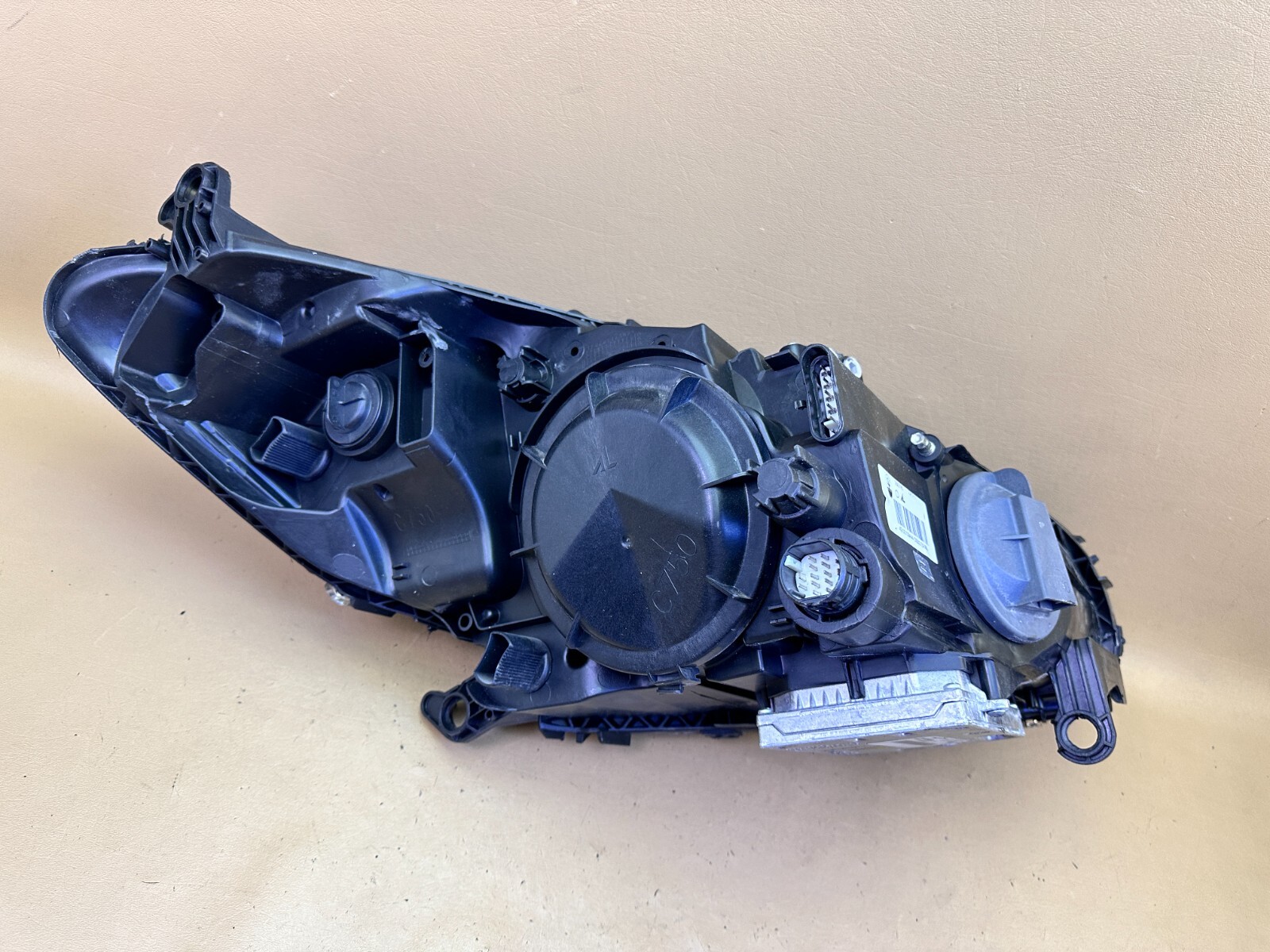 2013-2017 MASERATI GRANTURISMO M145 LH HEADLIGHT XENON BLACK W/ Chrome LOGO OEM