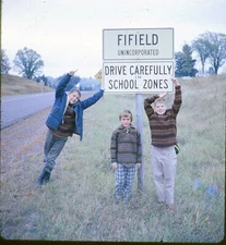 FIFIELD Wisconsin Boys & HWY sign - 1962 Stereo Realist slide #438