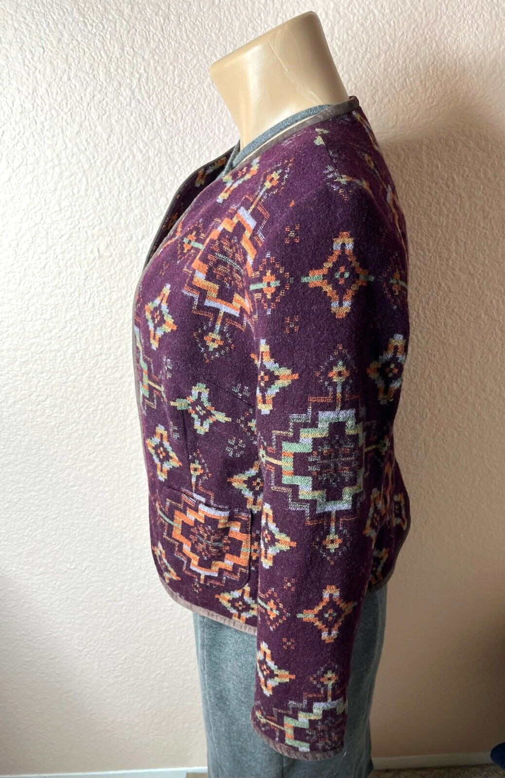 Womens Sz M. Pendleton Virgin Wool Jacket Suede T… - image 7