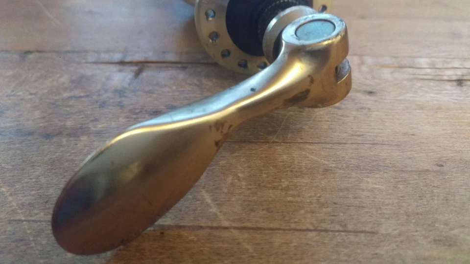 Buje delantero 32 h vintage sin marca + liberación rápida años 80 90 MTB Gravel Touring  Foto 3 de 4