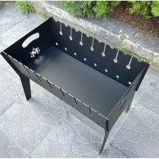 Barbecue portatile pieghevole a due livelli per 8 spiedini. Spessore 2 mm