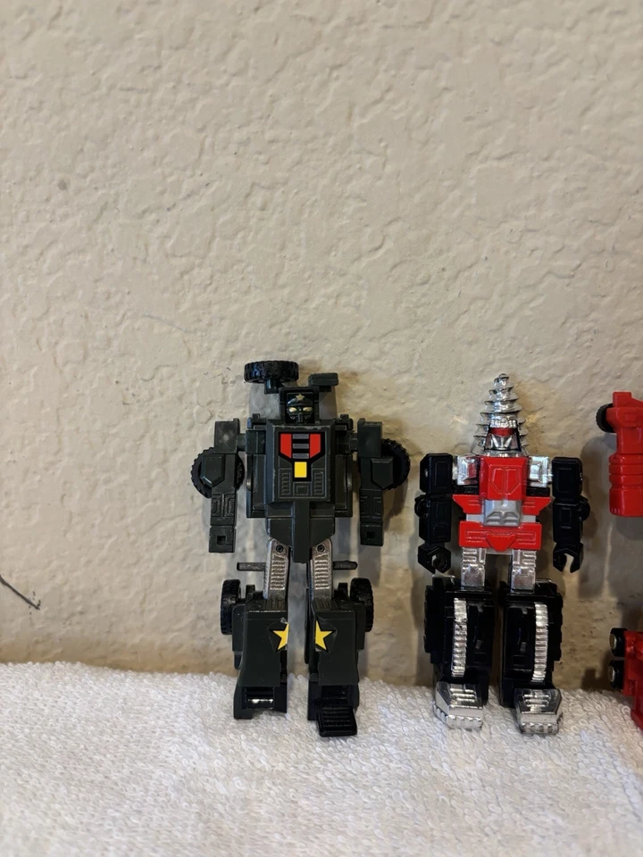 VINTAGE  1980'S GO-BOTS/TRANSFORMERS LOT OF 6 FIGURES Bandai Takara - Image 2 of 4