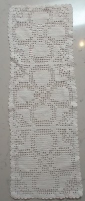 Vintage Handcrafted Rectangular Doily Four Leaf Clover Design White Crocheted