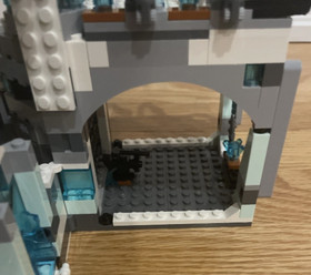 Lego Sir Fangar's Ice Fortress 70147 Legends of Chima 100% Complete Set no Box