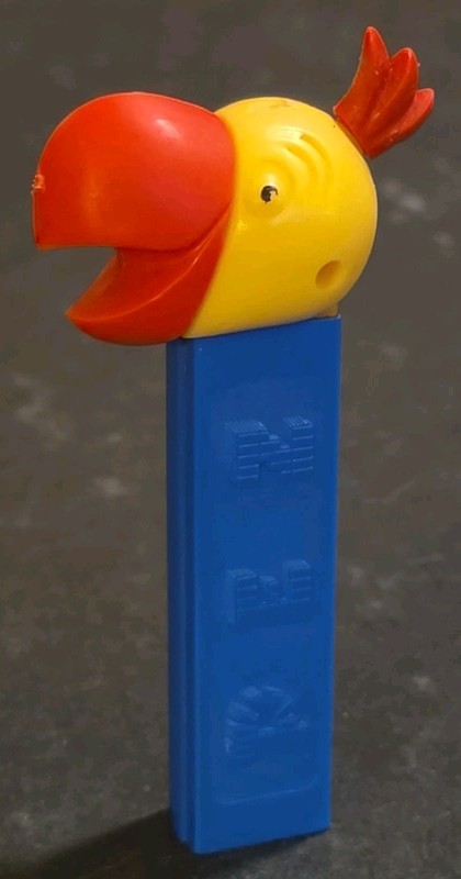 Vintage PEZ Dispenser Maggy Cockatoo No Feet Blue Stem Yellow & Red Head Austria