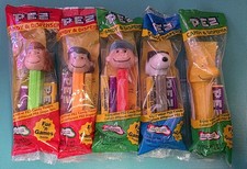 Vintage 1990s Peanuts Gang PEZ Dispensers Set of 5 NOS Blister Pack Collectible