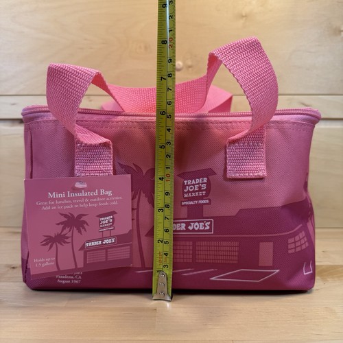 Trader joe's Mini Insulated Lunch Bag PINK LIMITED 2025 EDITION- New - Picture 5 of 11