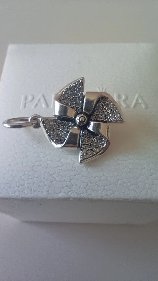 Pandora Windrad Anhänger Unikat Nur für Mitarbeiter Limitiert Sammlerstück - Bild 2 von 3