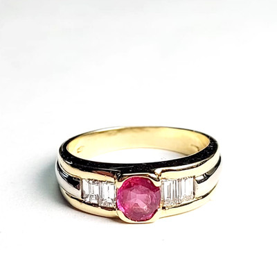 Ring Band With Natural Diamonds And Natural Pink Sapphire In 18K Solid Gold
