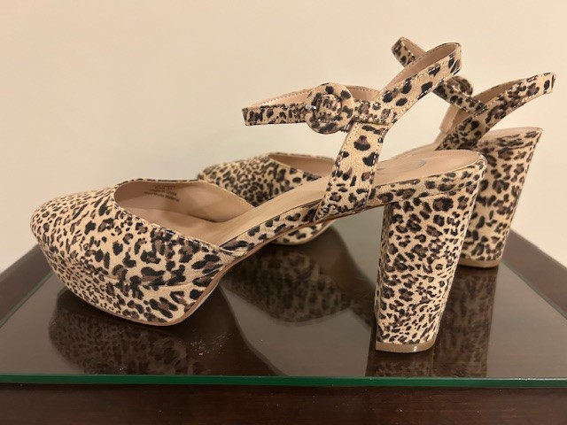 Journee Leopard Pattern Block Heel High Heel Plat… - image 2