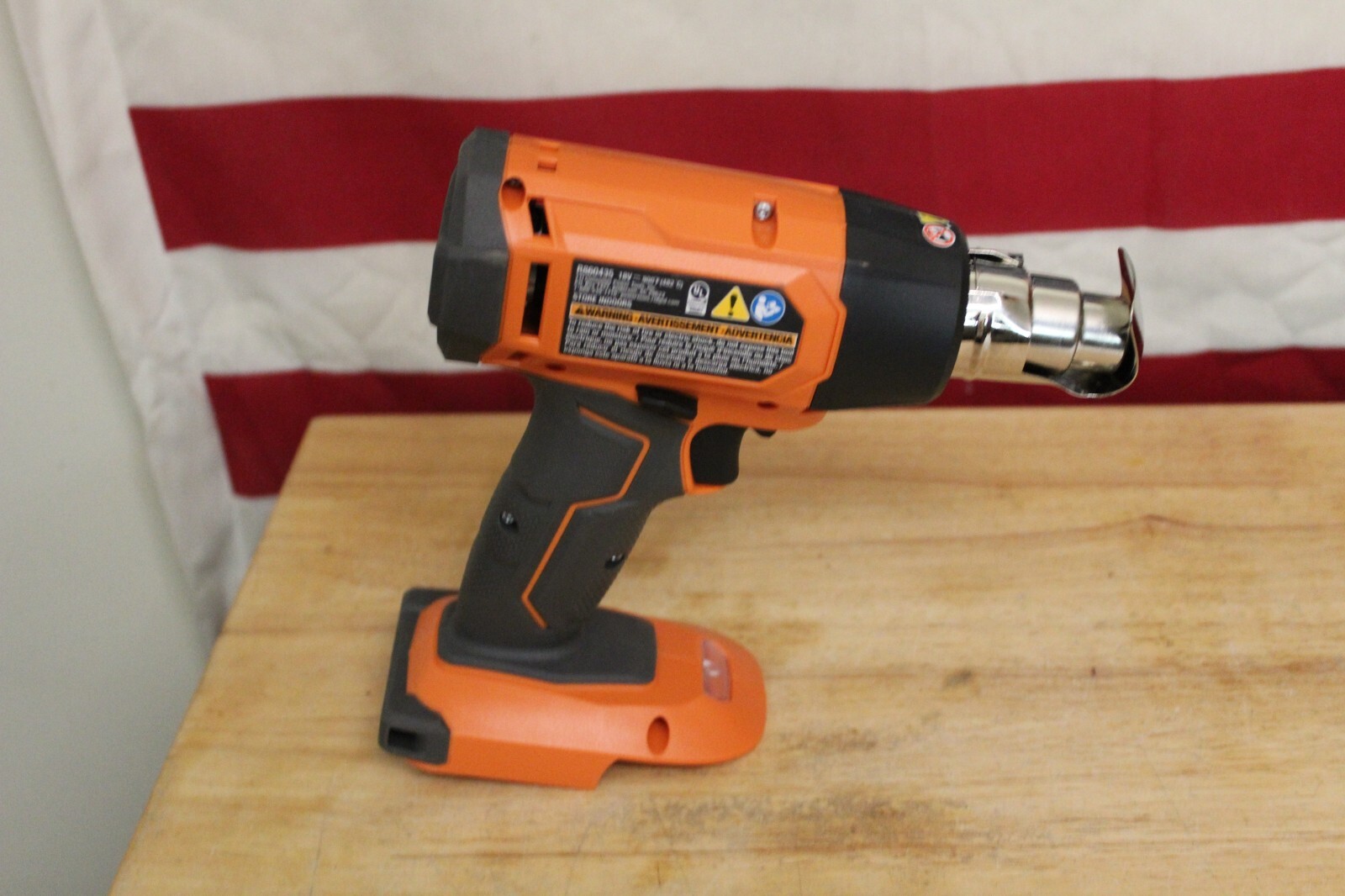 RIDGID 18V Cordless Compact Heat Gun LockOn Switch Tool Only No