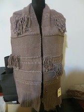 NWT UGG WOOL BLEND CABLE FRING SCARF