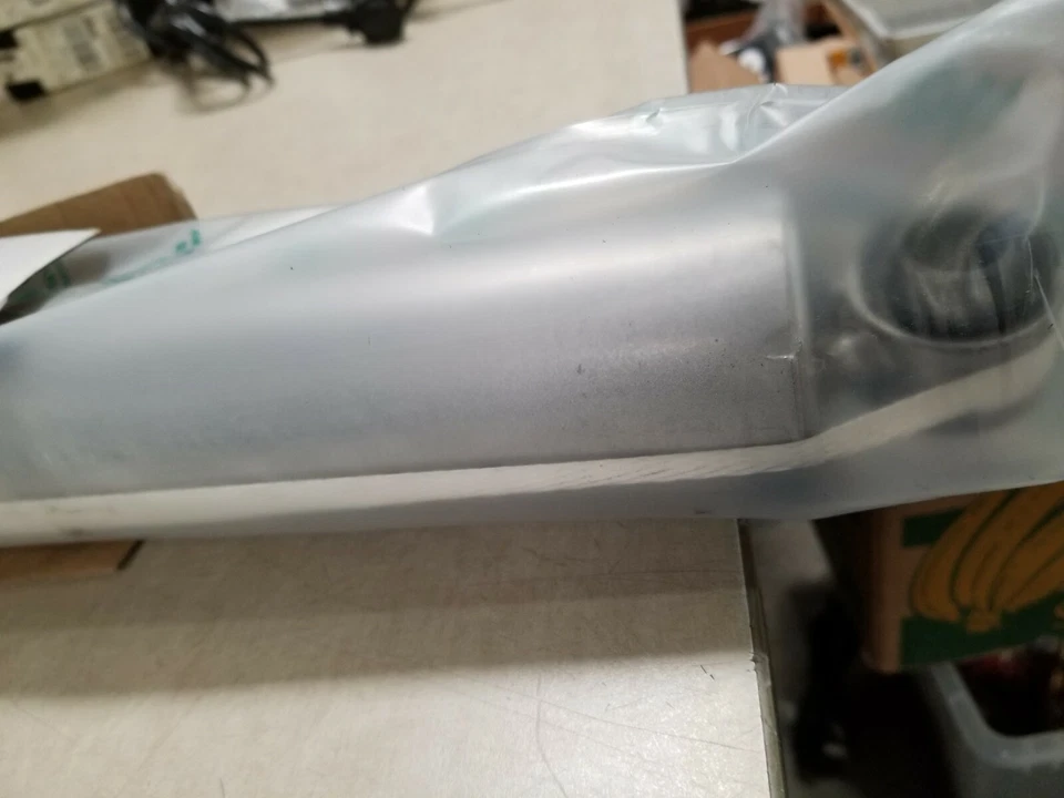 Amortiguador trasero Sensen 1214-0239 para camioneta Toyota 1979-1983 Foto 3 de 4