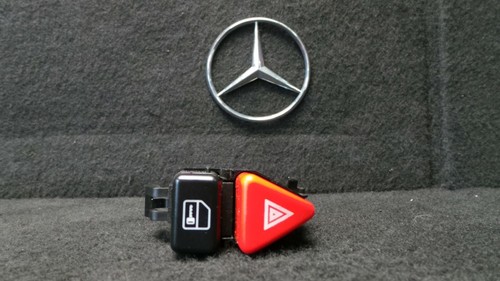F1-08 * Mercedes-Benz W168 A-Klasse Schalter Warnblinkschalter // A1688201210