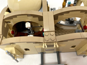 LEGO Star Wars: Mos Eisley Cantina 75052 - Incomplete