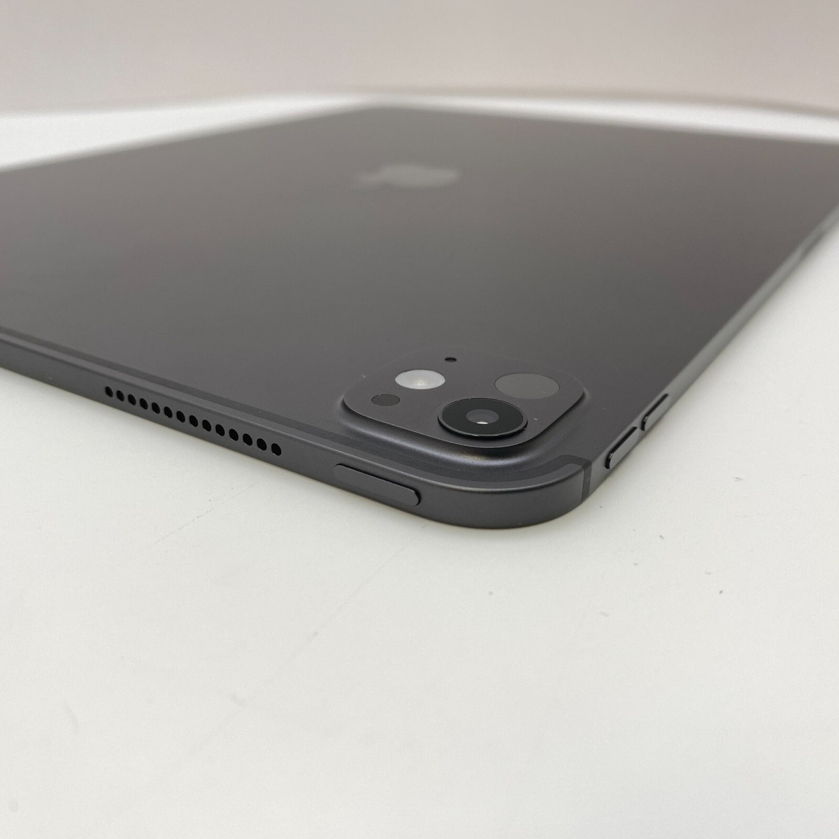 【２台】iPad Pro M4 13インチ WiFi 256GB スペース黒 13インチiPad Pro Wi-Fi + Cellularモデル 256GB（標準ガラス