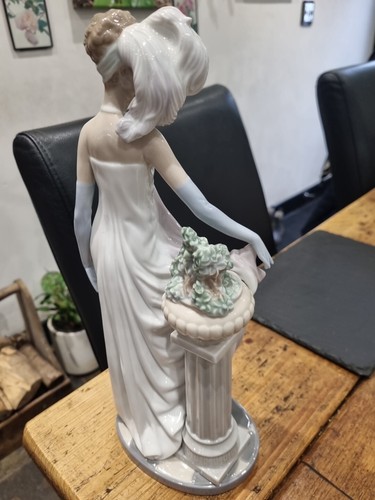 Lladro 5283 Dama Charleston Socialite der 1920er Jahre von Vicente Martiez 1985-2002 - Bild 3 von 11