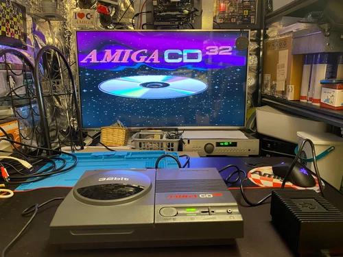 Commodore Amiga cd32 console unit only.