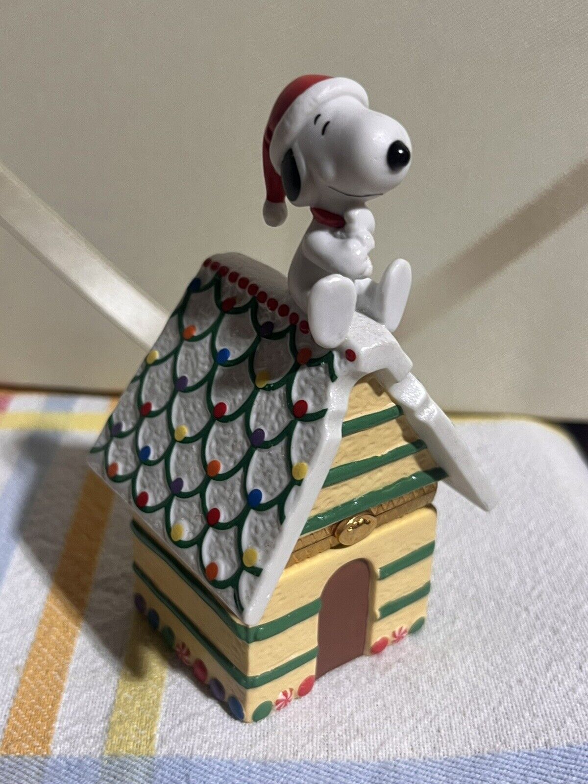 Picture 2 of 12