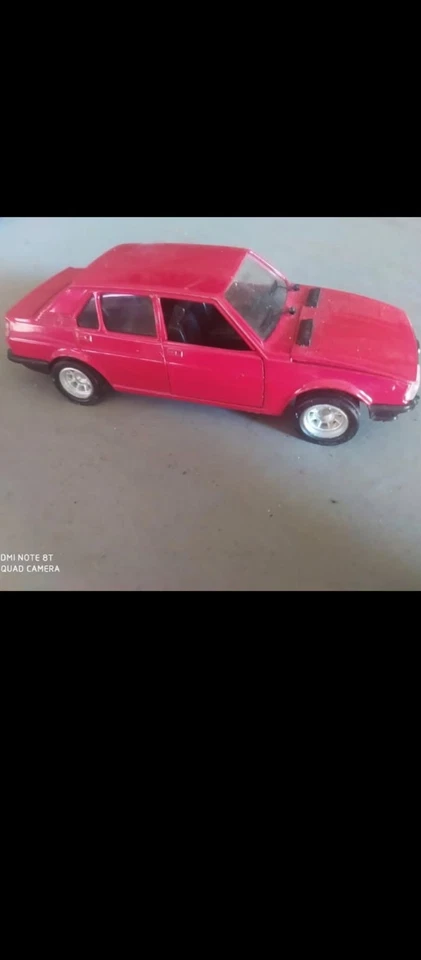 Alfa Romeo Giulietta Polistil 1:25, Ottime Condizioni - Immagine 2 di 4
