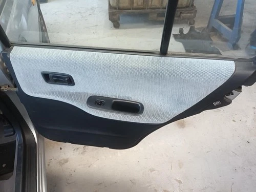 22063324 Piloto Trasero Derecho para NISSAN SUNNY BERLINA (N14) SLX 1995 4243126 - Imagen 6 de 10