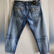 Miss Me Women's Capris Blue Jeans with Embroidered Detail new seller 
